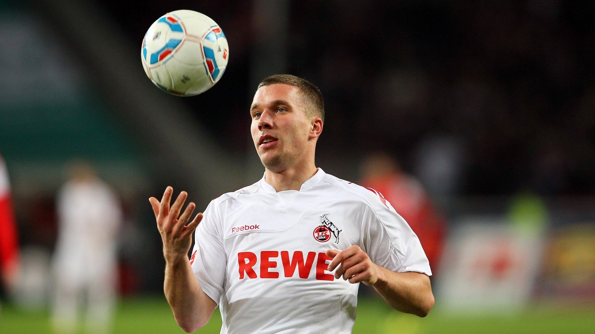 九游电子-世界杯逆袭之路：奋斗的每一步都熠熠生辉，世界杯逆转奇迹