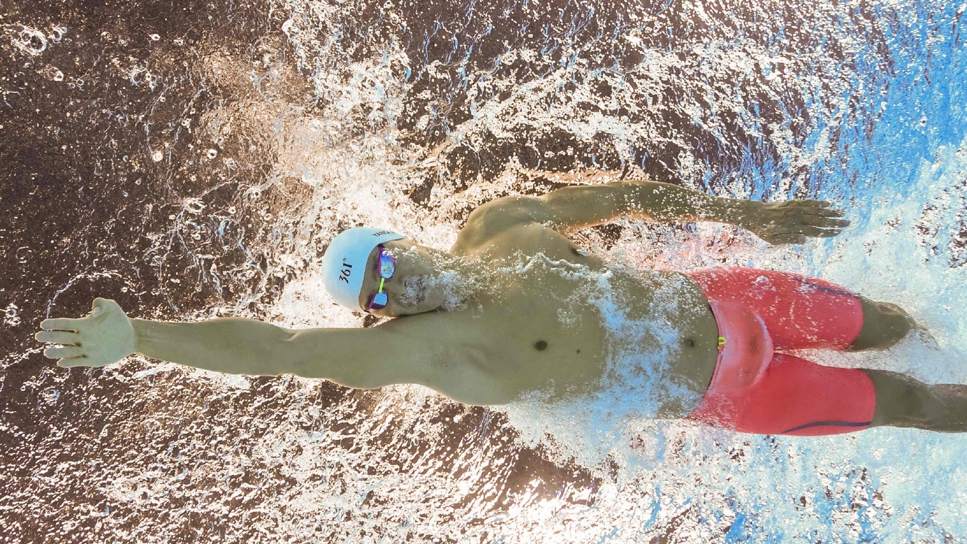 达米恩·麦肯齐：他是全黑队进攻体系中不可缺少的一环，达米特ko肯姆